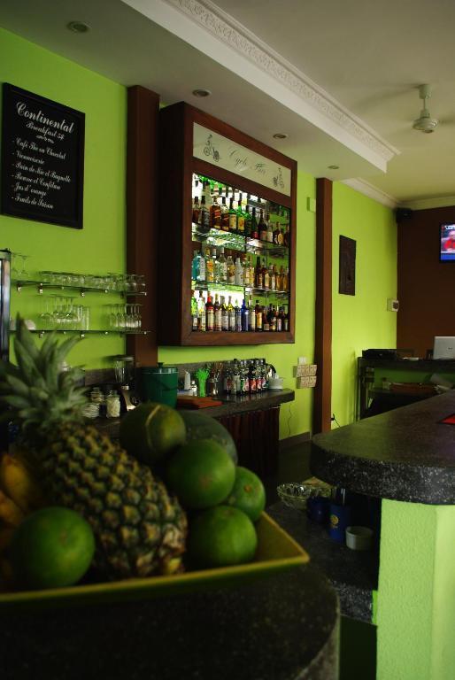 פנום פן Cyclo Hotel-Bar-Restaurant מראה חיצוני תמונה